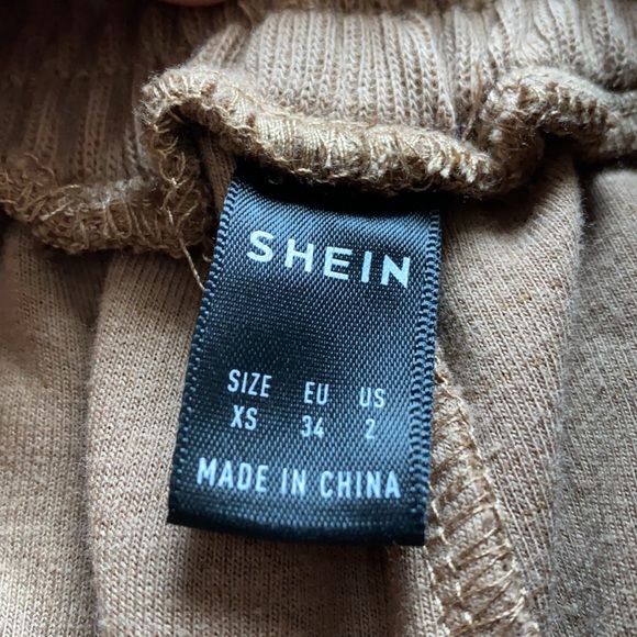 Joggers - Picture 2 of 2